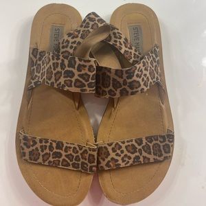 steve madden cheetah print sandals!!